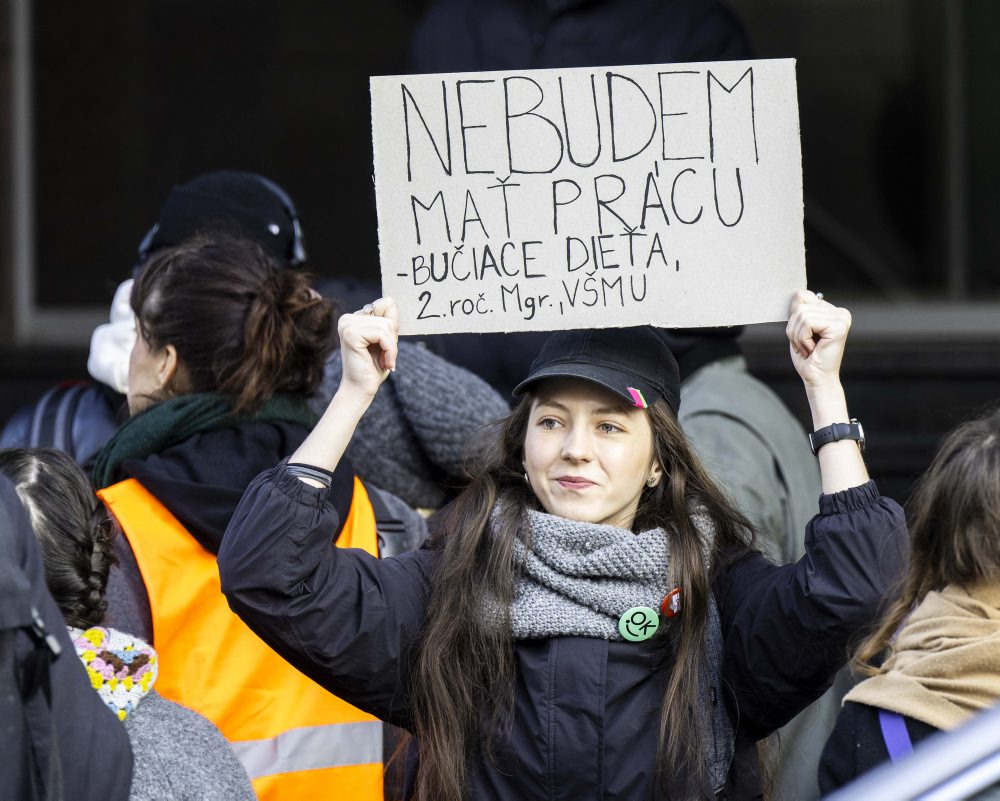 Verejné zhromaždenie Postavme sa za FPU! Slovensko stojí za kultúrou 2!