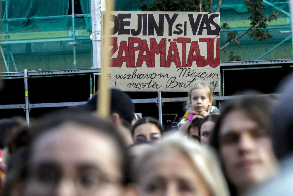 Občiansky protest na podporu Kultúrneho štrajku v Bratislave