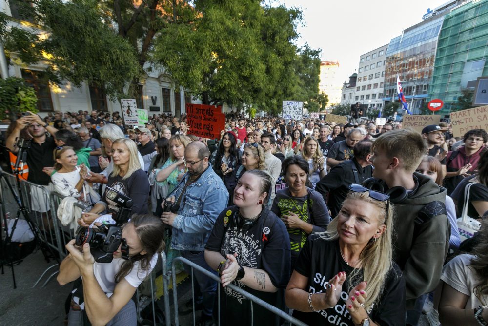 Občiansky protest na podporu Kultúrneho štrajku v Bratislave