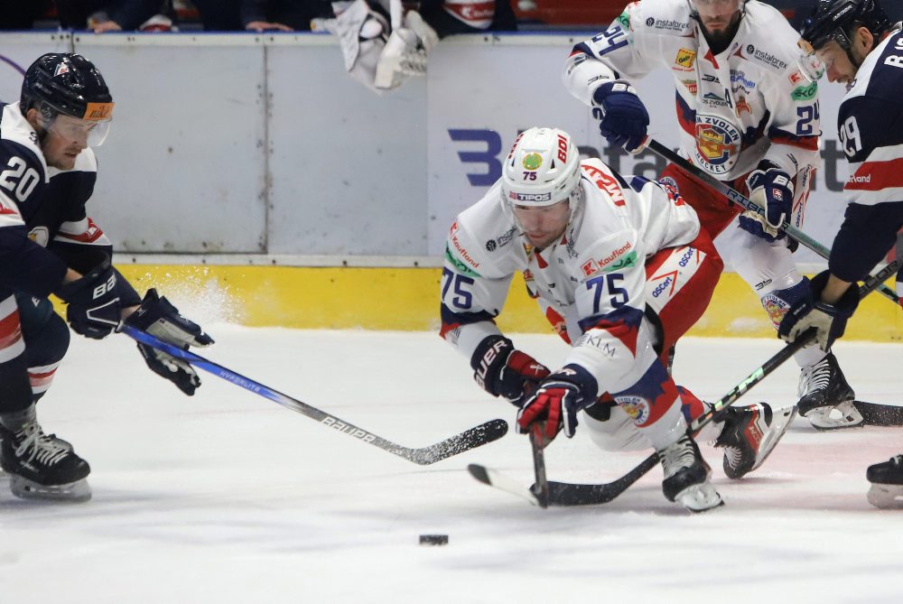 HKM Zvolen - HC Slovan Bratislava