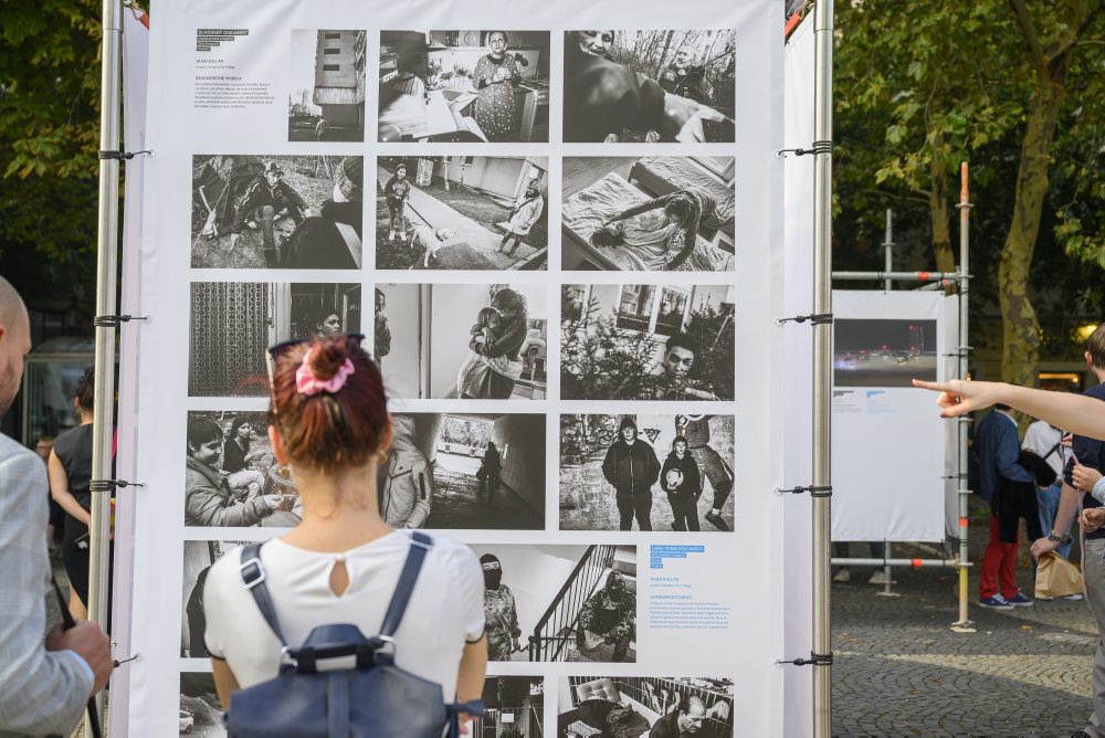 Vernisáž víťazných prác a finalistov 13. ročníka súťaže novinárskej fotografie Slovak Press Photo