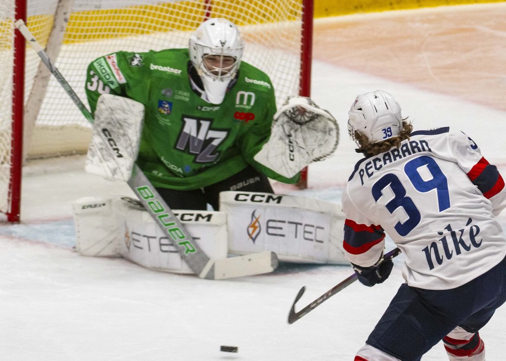 HC Slovan Bratislava - HC Mikron Nové Zámky 