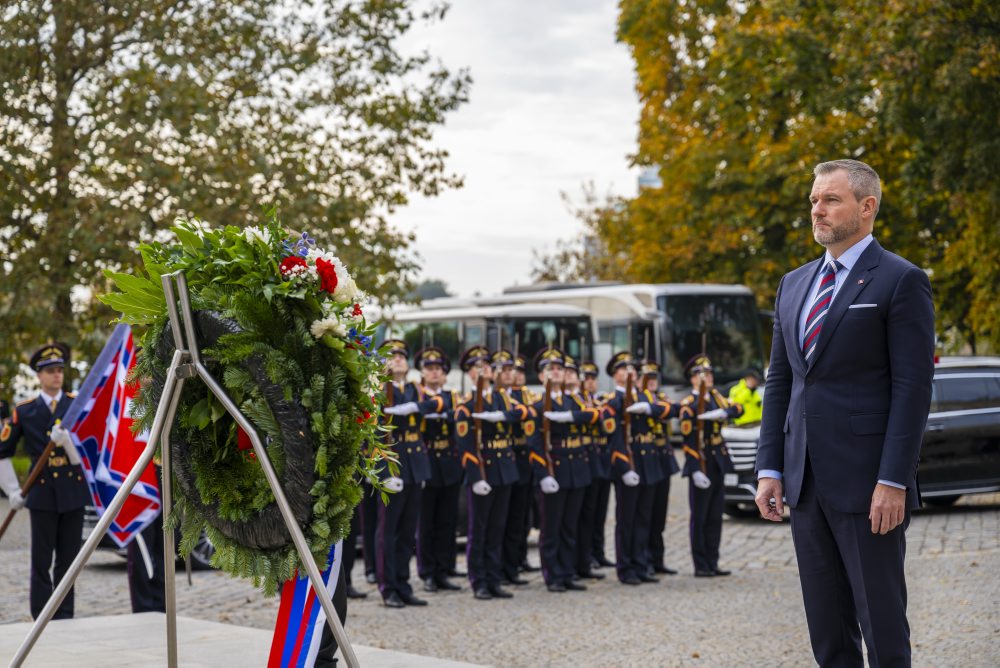 Prezident SR Peter Pellegrini položil veniec pri príležitosti 106. výročia vzniku Československej republiky 