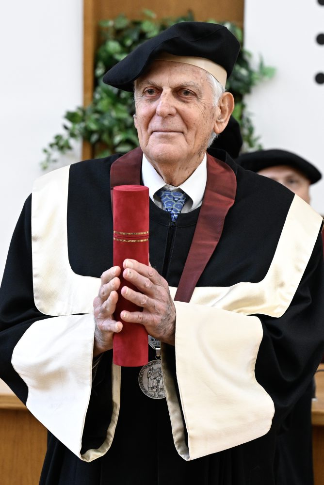 Udelenie titulu Doctor Honoris Causa profesorovi Danovi Šechtmanovi