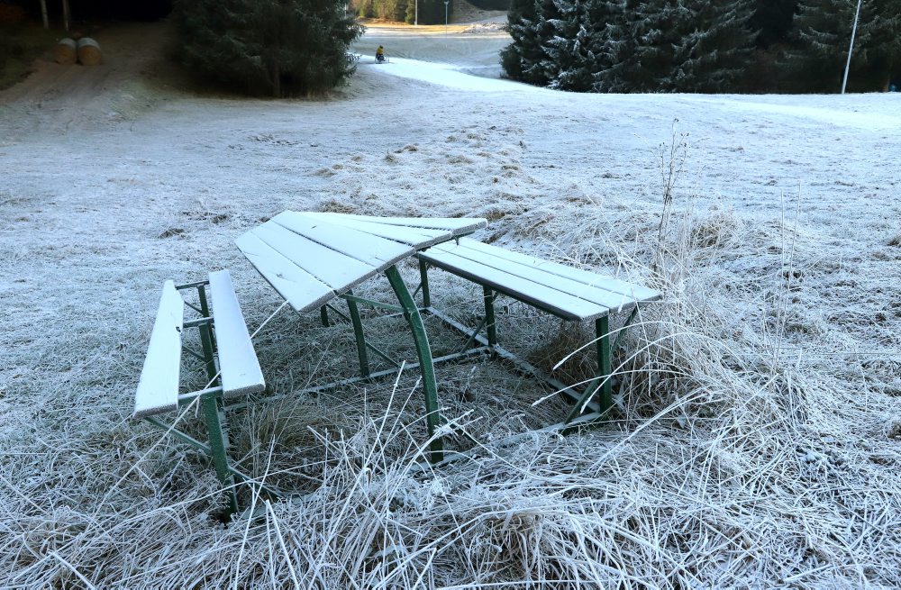 Príprava na zimnú sezónu v lyžiarskom stredisku na Donovaloch 