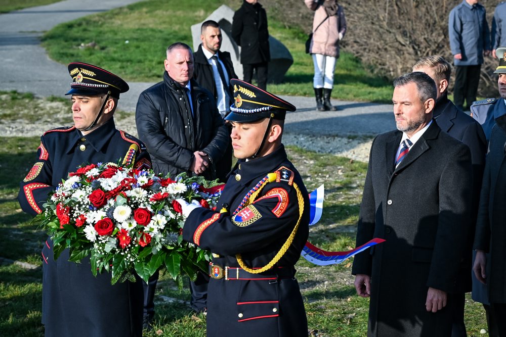 Pietna spomienka Konfederácie politických väzňov Slovenska na obete komunistického režimu