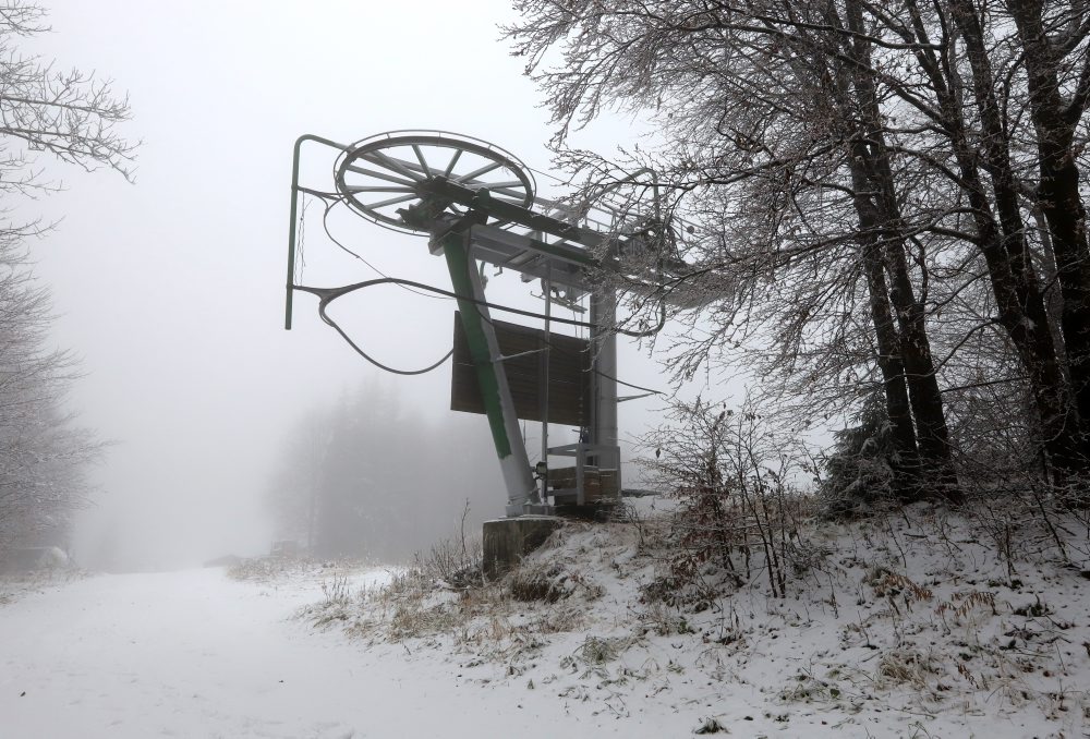 Pred začiatkom zimnej sezóny v lyžiarskom stredisku na Skalke