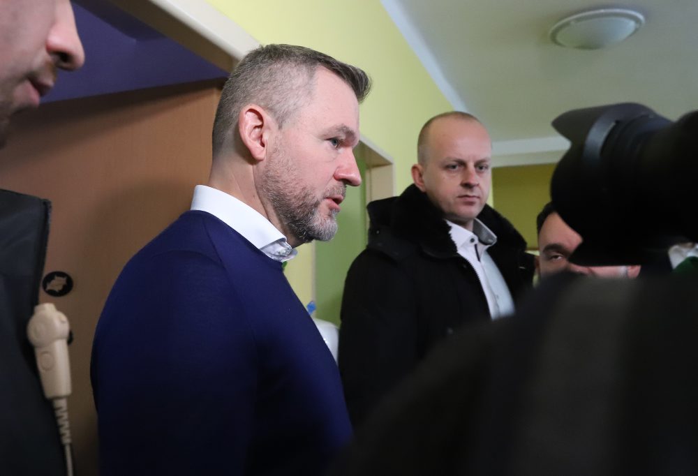 Prezident SR Peter Pellegrini navštívil na Štedrý deň Centrum pre deti a rodiny v Banskej Bystrici