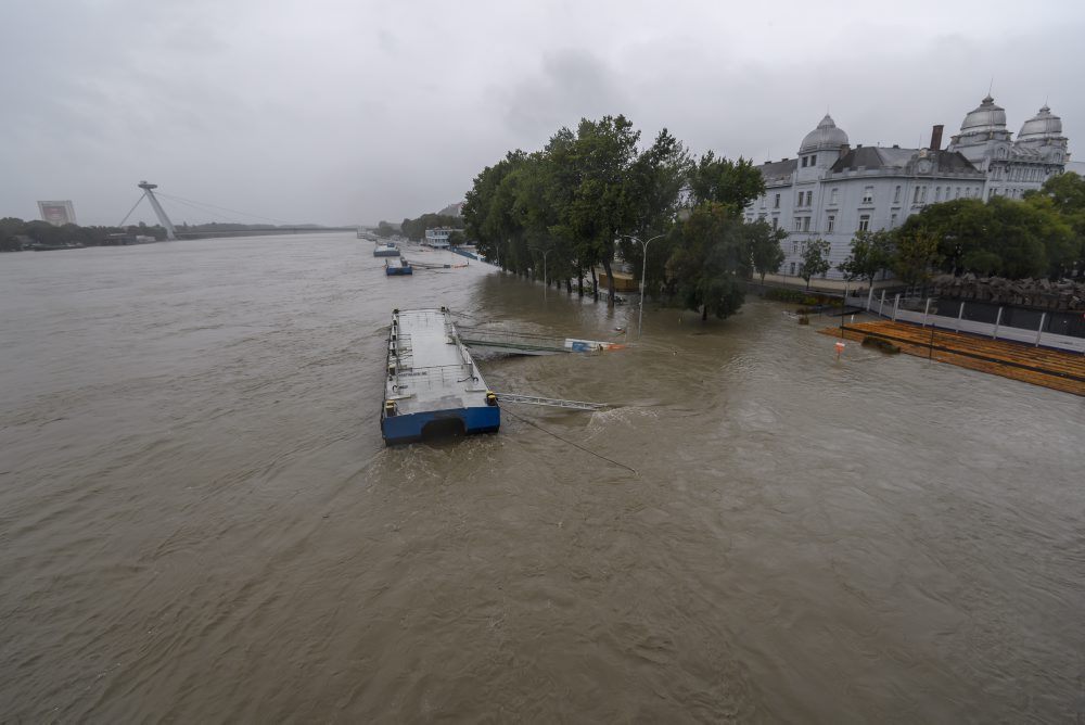 Situácia na rieke Dunaj v Bratislave 