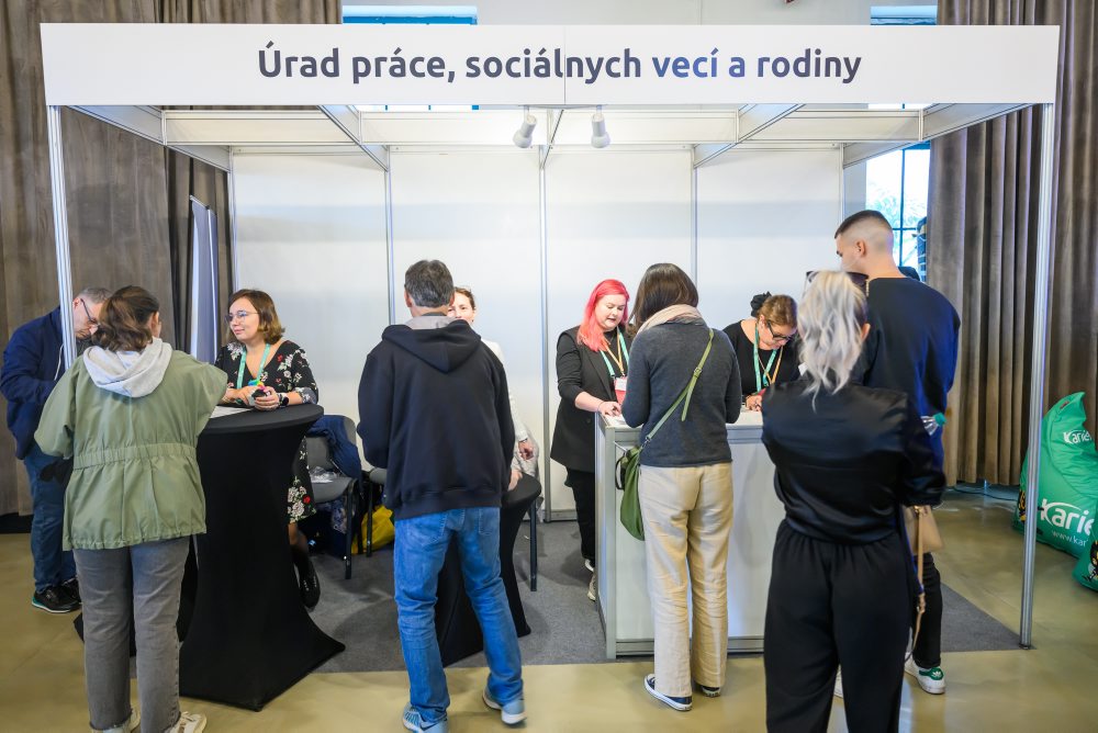 Návštevníci pracovného veľtrh Kariéra Expo v Bratislave 