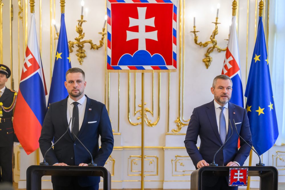 Prezident SR Peter Pellegrini prijal v Prezidentskom paláci v Bratislave ministra zdravotníctva SR Kamila Šaška