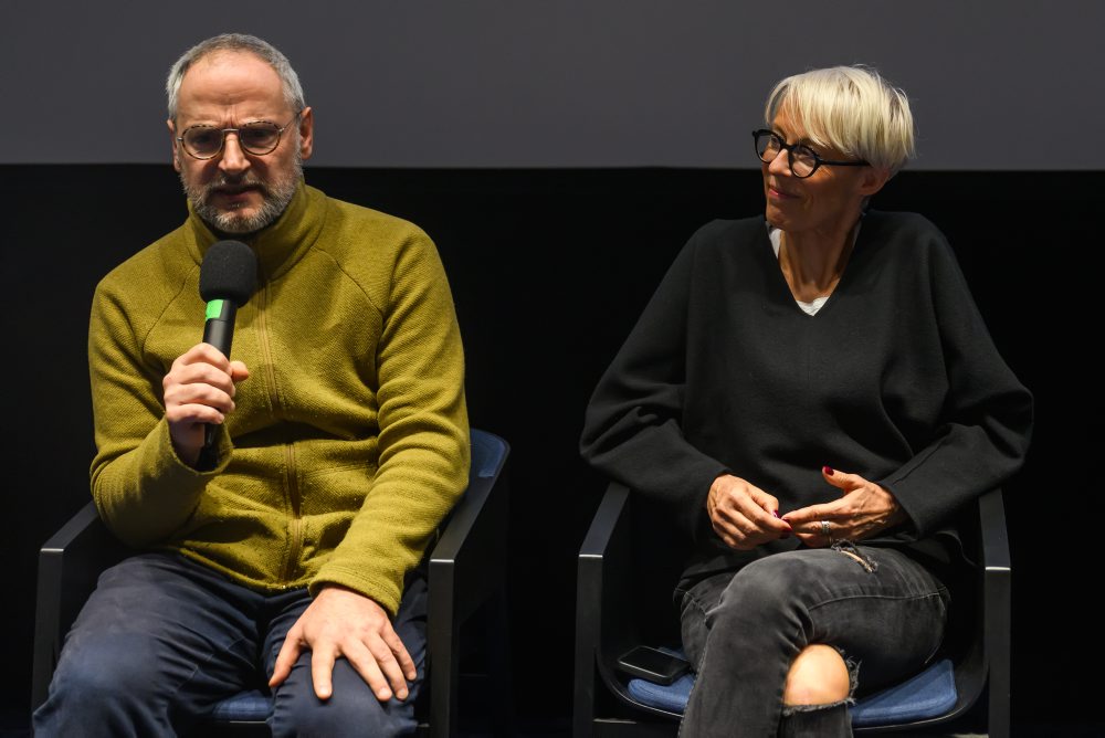 Novinárska projekcia dokumentárneho filmu Prezidentka