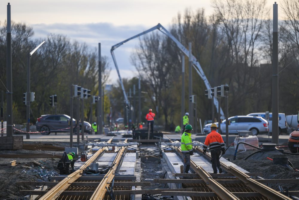 Napredovanie vo výstavbe petržalskej električky