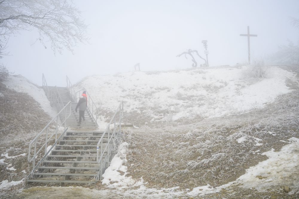 Zima v lyžiarskom stredisku Ski Lysá v pohorí Čergov 