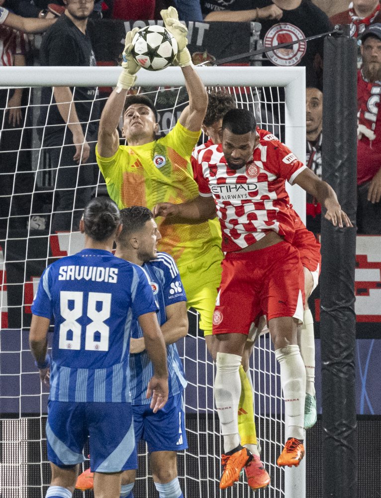 FC Girona -  ŠK Slovan Bratislava