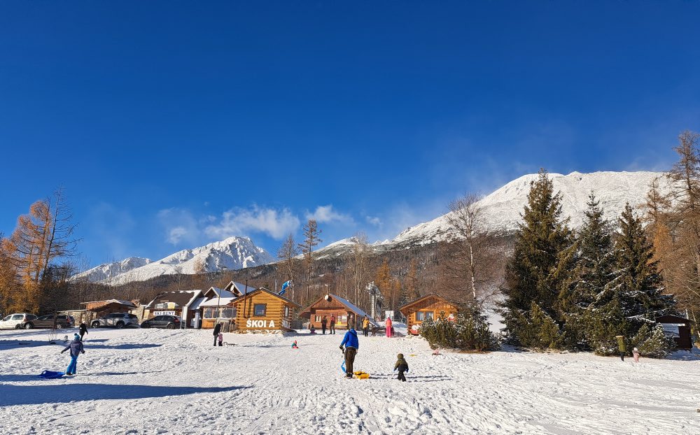 Prvú sánkovačku si túto zimu užili v Tatrách domáci i turisti