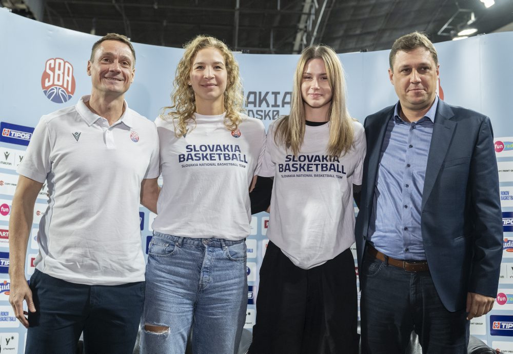 Tlačová konferencia Slovenskej basketbalovej asociácie pred kvalifikačnými zápasmi mužov a žien proti Španielsku a Turecku na ME 2024 v basketbale