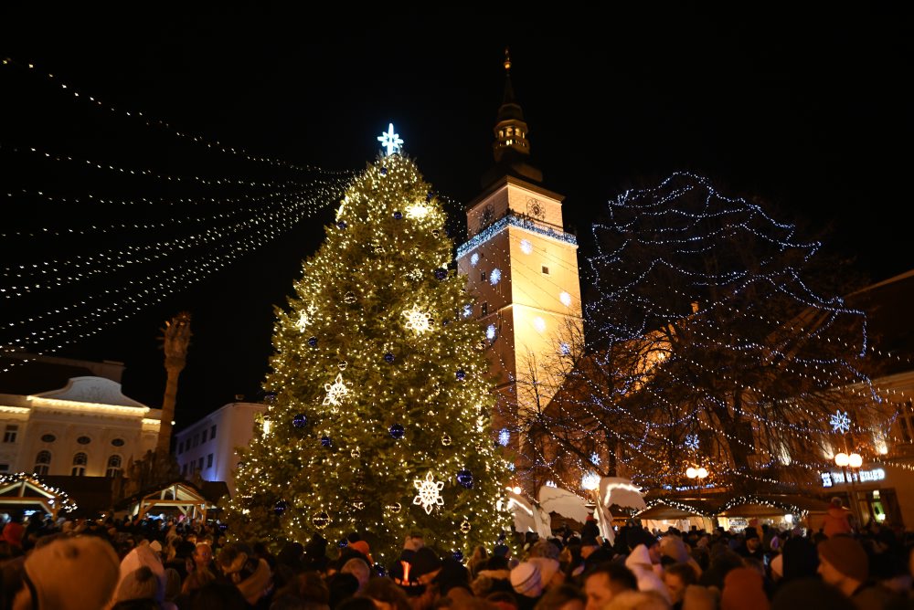 Nezvyčajný anjelský sprievod v Trnave 