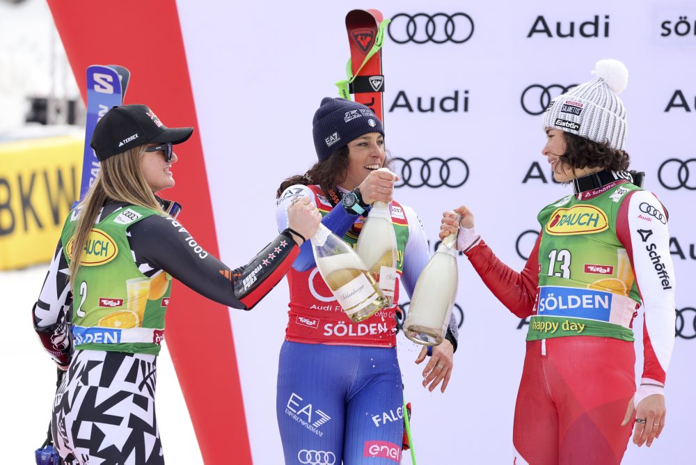 Obrovský slalom Svetového pohára v alpskom lyžovaní v rakúskom Söldene