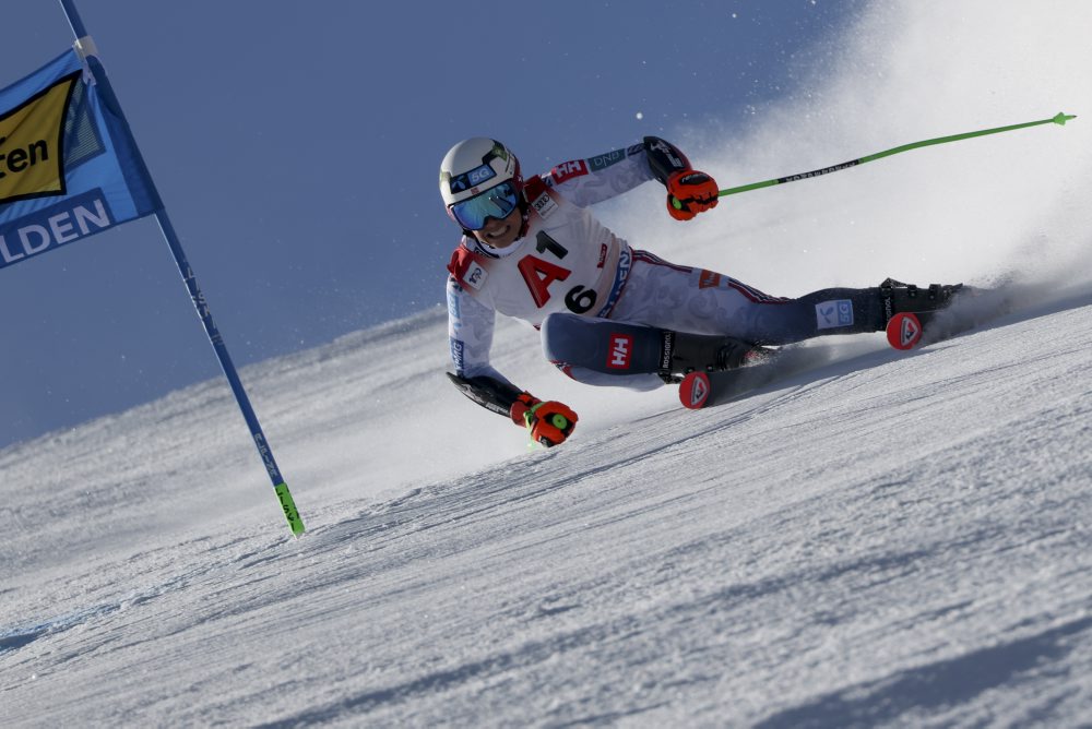 Obrovský slalom Svetového pohára v alpskom lyžovaní v rakúskom Söldene