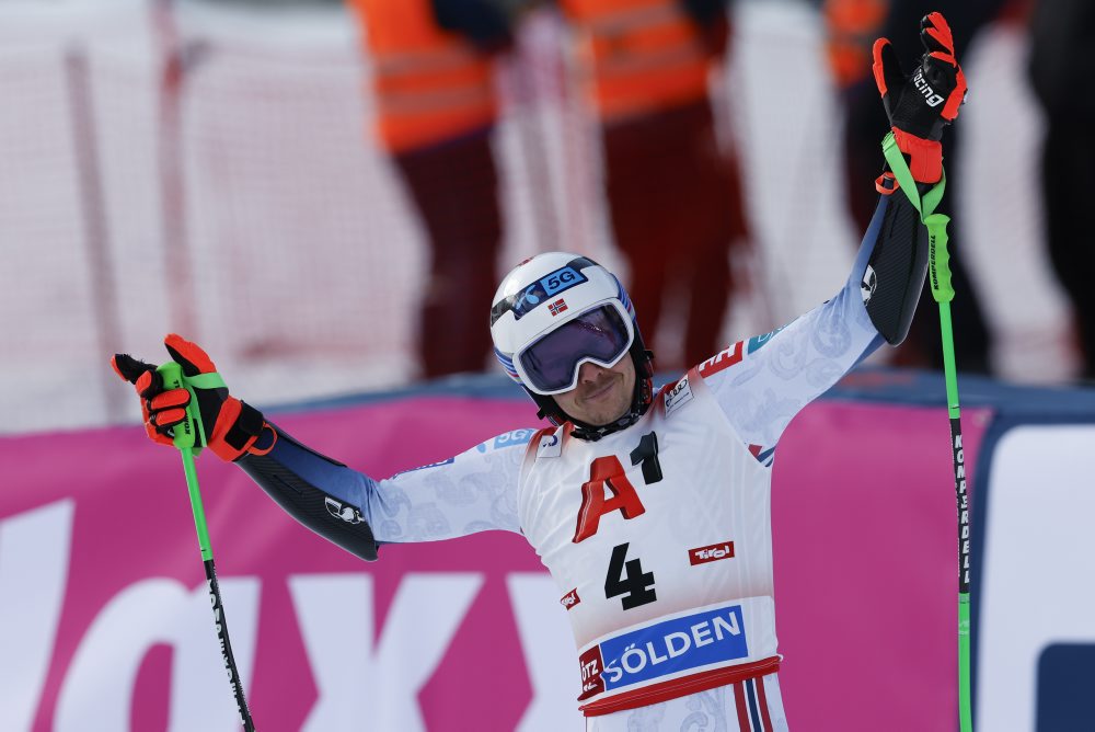 Obrovský slalom Svetového pohára v alpskom lyžovaní v rakúskom Söldene