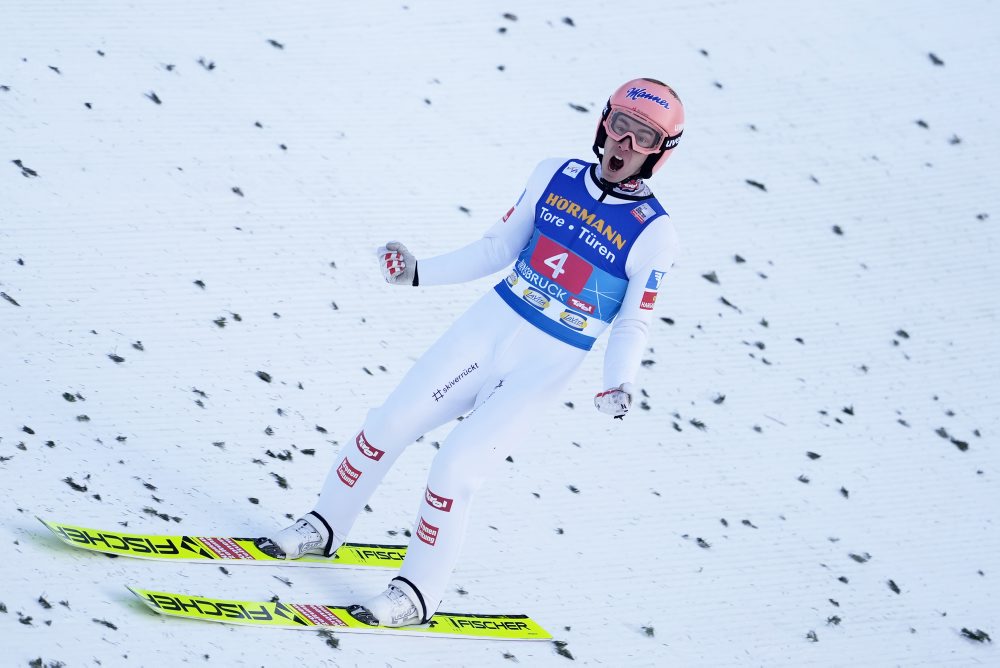 Rakúšan Stefan Kraft triumfoval na mostíku v Innsbrucku a je nový líder Turné