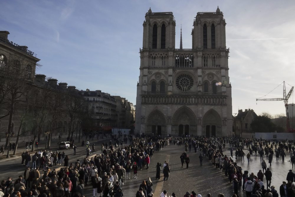 Návšteva katedrály Notre Dame v Paríži 