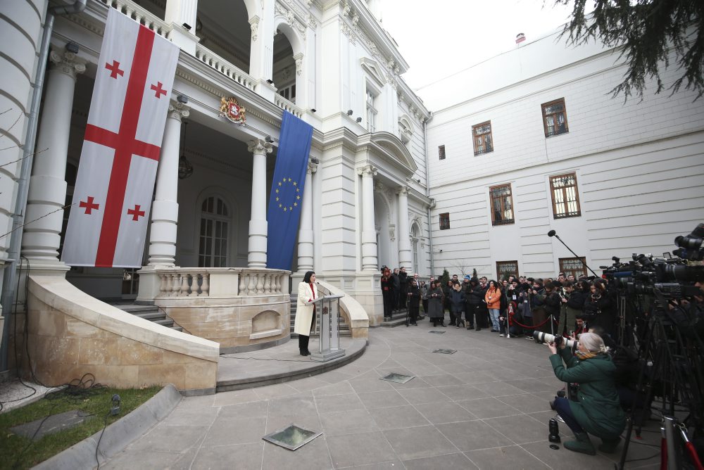 Prezidentka Zurabišviliová odstúpi z funkcie