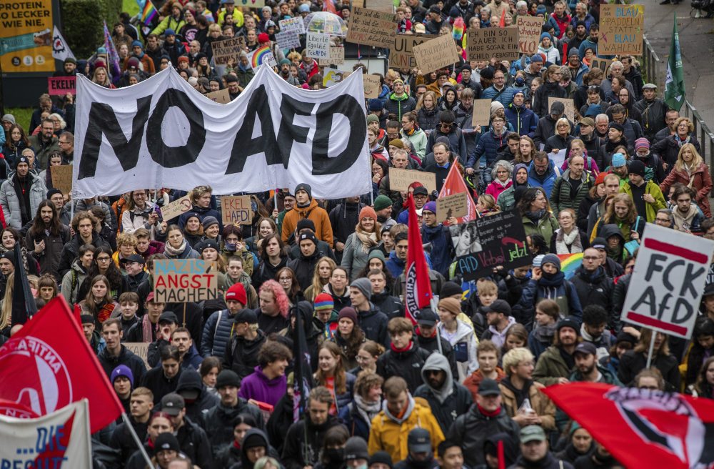 Protestné zhromaždenie v Ulme proti krajne pravicovej strane Alternatíva pre Nemecko 