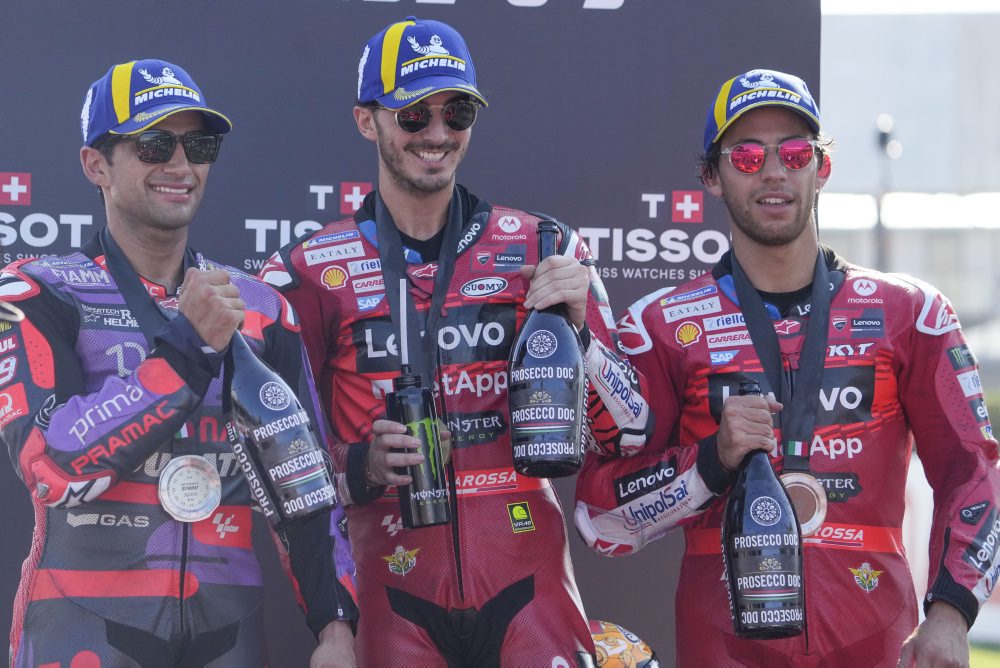 Bagnaia zvíťazil v šprinte pred VC Emilia Romagna v seriáli MotoGP