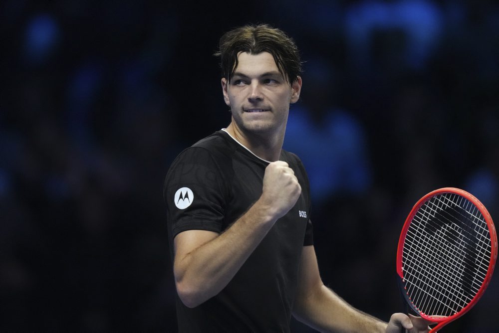 Američan Taylor Fritz zdolal v úvodnom zápase turnaja majstrov Medvedeva