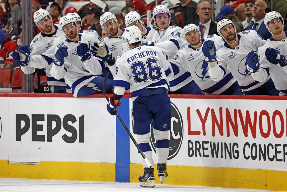 Carolina Hurricanes - Tampa Bay Lightning