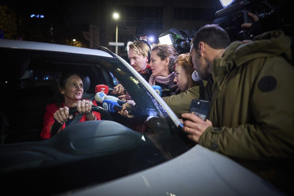 Holandský premiér Dick Schoof bude po útokoch na izraelských futbalových fanúšikov v Amsterdame informovať o opatreniach na boj proti antisemitizmu