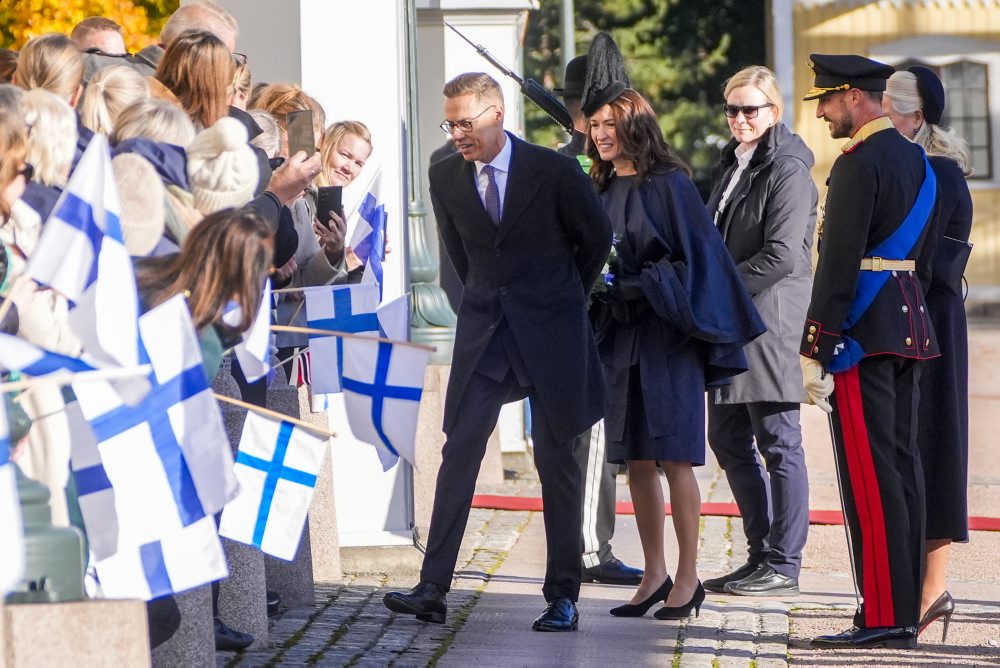 Fínsky prezident Alexander Stubb pricestoval na návštevu Nórska