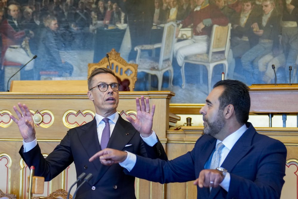 Fínsky prezident Alexander Stubb pricestoval na návštevu Nórska