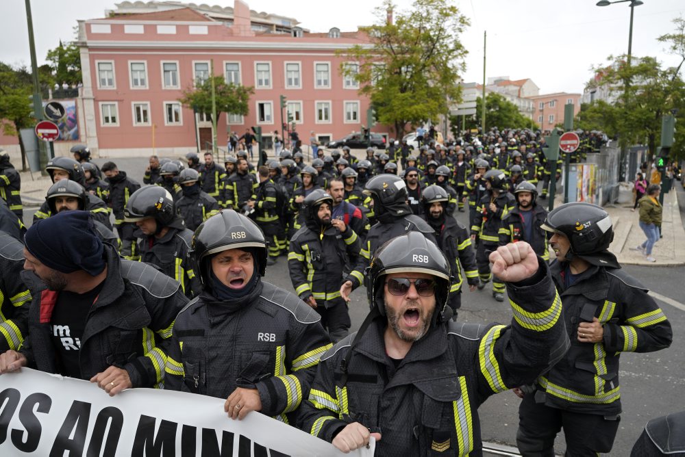 Protest hasičov lepšie platové a pracovné podmienky