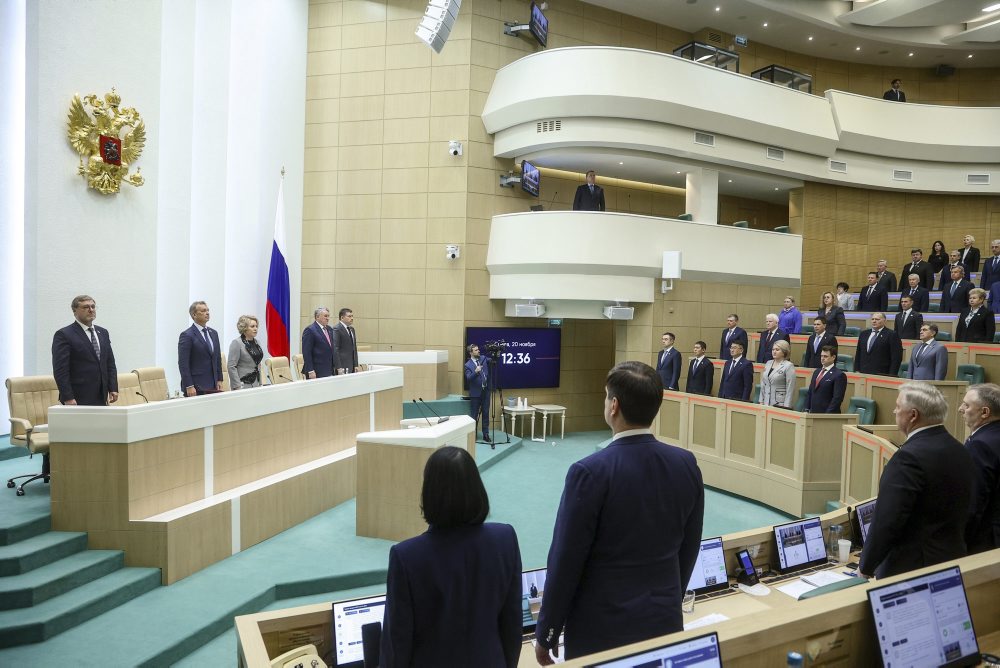 Rada federácie schválila zákon zakazujúci propagáciu bezdetného života