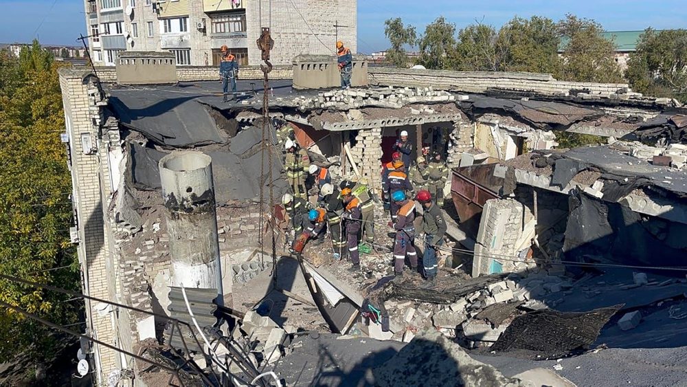 V päťposchodovej obytnej budove v meste Čerkessk na juhu Ruska vybuchol plyn