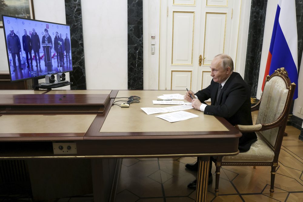 Vladimir Putin ceremoniál spustenia nového ľadoborca na atómový pohon "Čukotka"