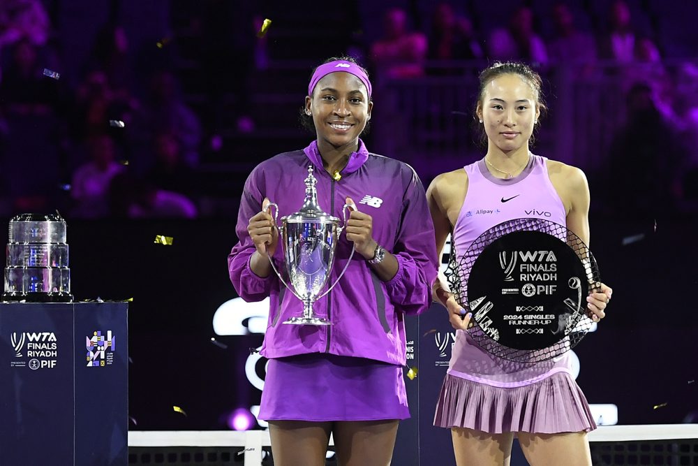 Tenis-MS WTA: Titul pre Američanku Coco Gauffovú, vo finále zdolala Čeng Čchin-wen