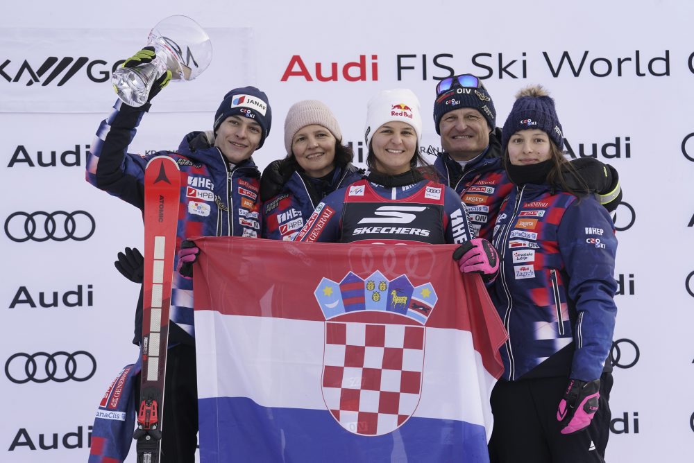 Chorvátka Zrinka Ljutičová vyhrala po Semmeringu aj slalom v Kranjskej Gore