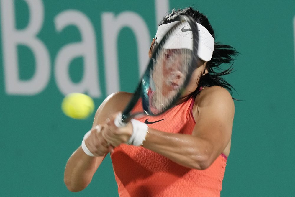 Tenis: Raducanuová vyradila Jüe Jüan a postúpila do štvrťfinále v Soule