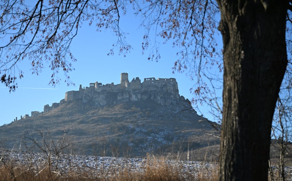 Turisti na Spišskom hrade