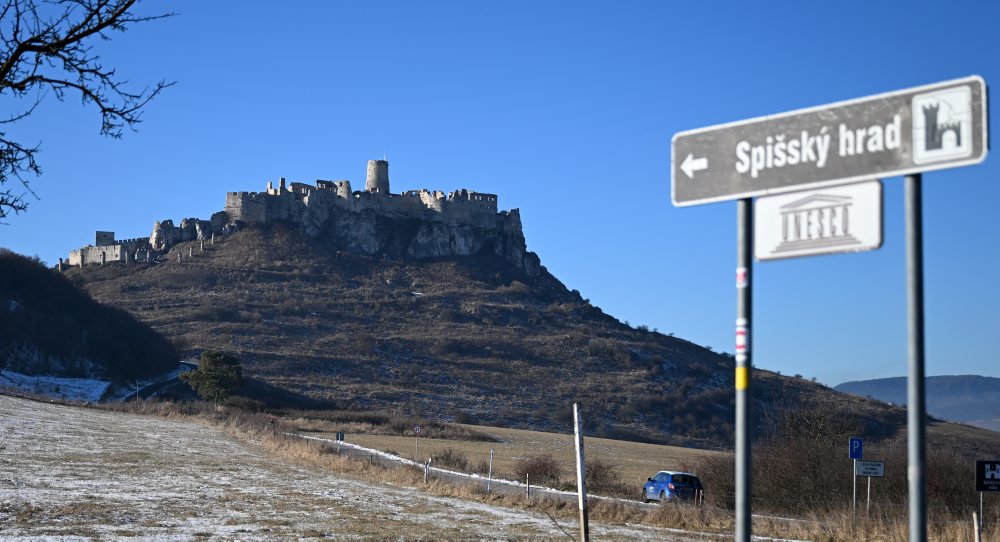 Turisti na Spišskom hrade