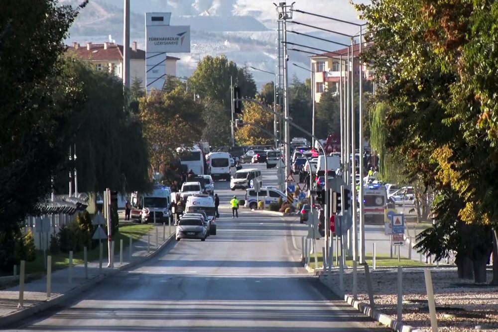 Teroristi v Ankare zaútočili na sídlo zbrojárskej firmy