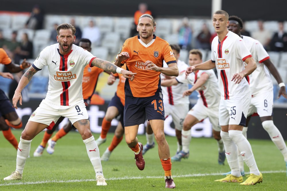 Istanbul Basaksehir - Rapid Viedeň