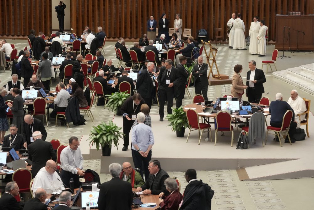 Druhé zasadanie 16. riadneho generálneho zhromaždenia biskupskej synody vo Vatikáne