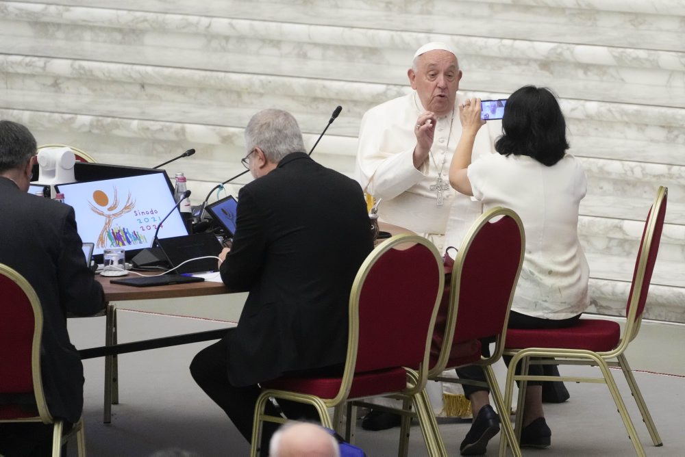 Druhé zasadanie 16. riadneho generálneho zhromaždenia biskupskej synody vo Vatikáne