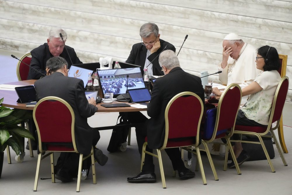 Druhé zasadanie 16. riadneho generálneho zhromaždenia biskupskej synody vo Vatikáne