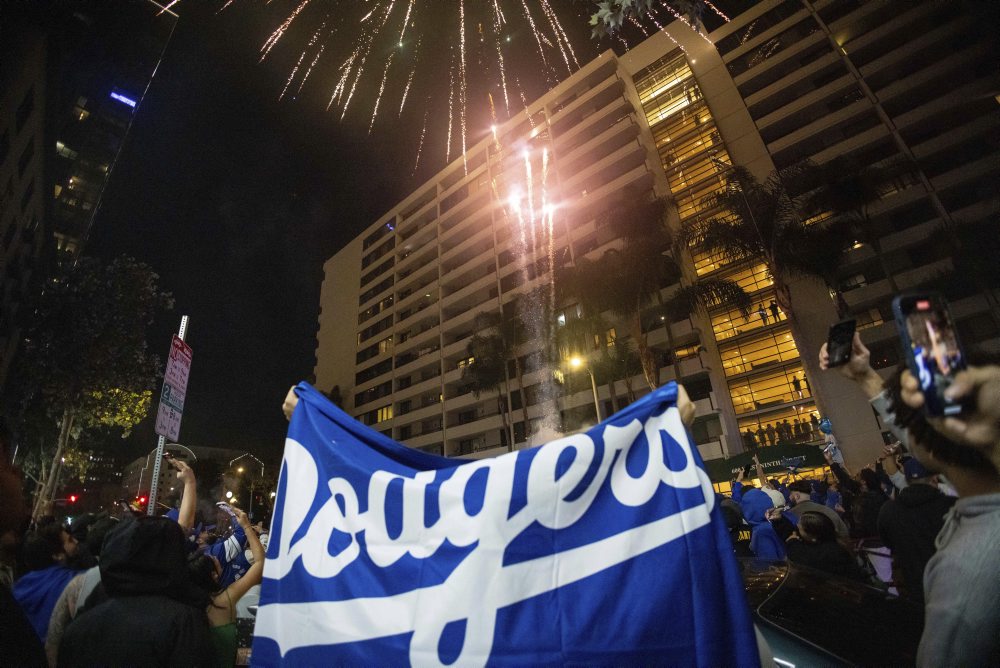 Bejzbal-MLB: LA Dodgers vyhrali v 5. dueli na Yankee Stadium 7:6 a získali titul